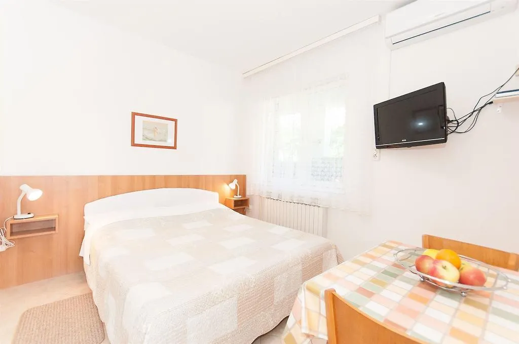 Apartments Mate 파그 크로아티아